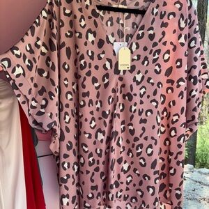 Jodifl Tan\brown Leopard Print V-Neck Blouse plus size NWT